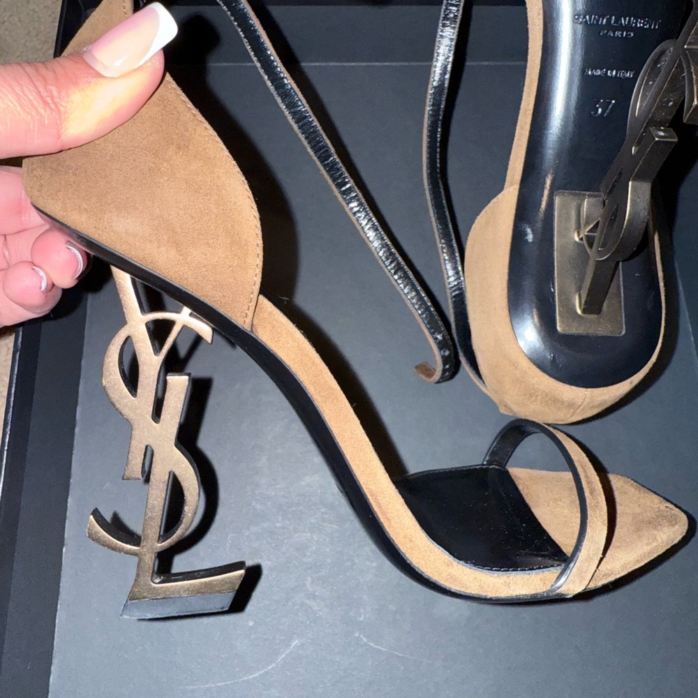 Saint Laurent Tan High Heel Elegance